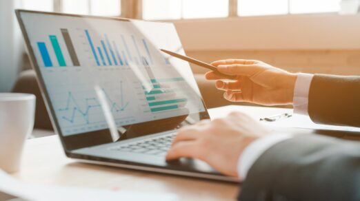 Article 'Email Newsletter Stats: Open Rate, CTR & ROI Data in 2026' preview image